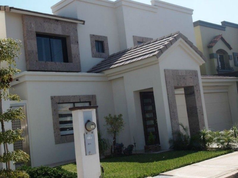 Hermosa casa en venta en el Exclusivo Fraccionamiento privado Puerta de Hierro