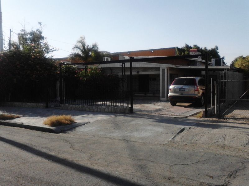 Gran oportunidad Casa con terreno excedente  en Col. Nueva