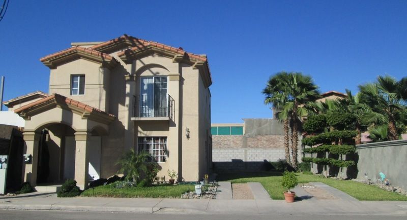 Vive en San José Villanova Hermosa casa en Venta