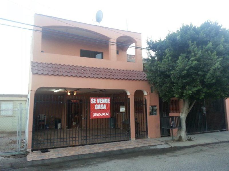 Casa de 4 recámaras en venta en Villa Bonita