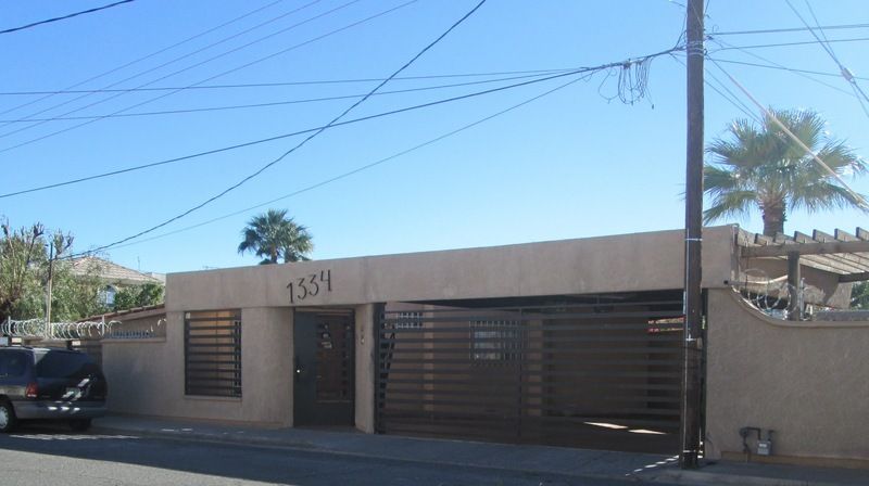 Preciosa casa con terreno excedente en venta en Vista Hermosa
