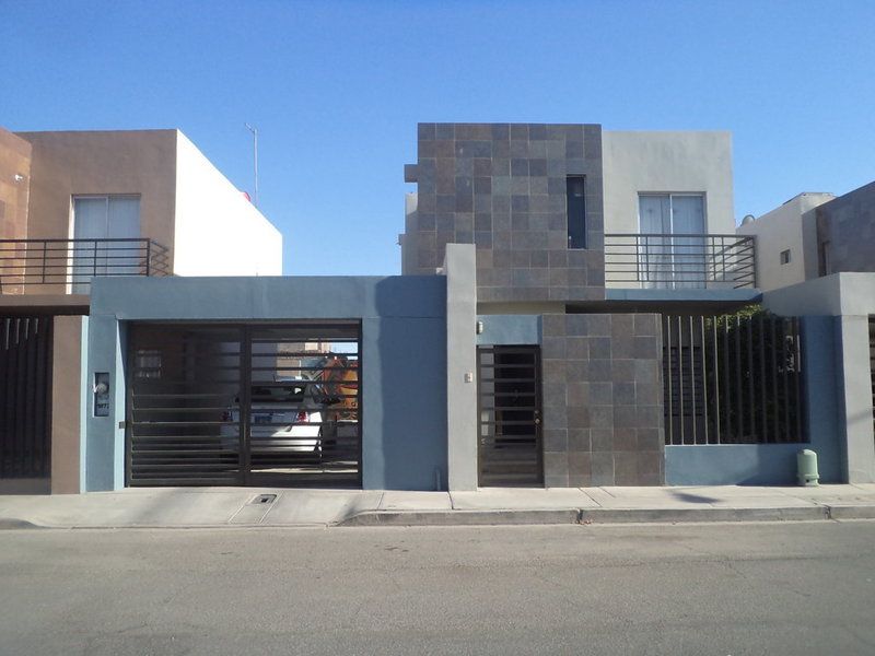 Amplia casa en venta en Misión San Carlos