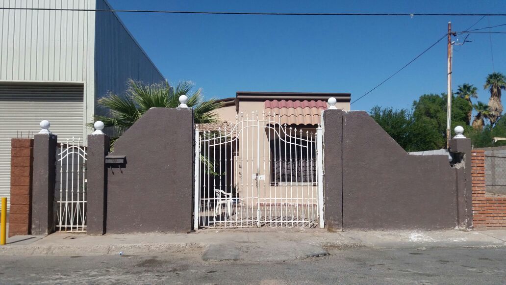 Céntrica casa en venta en Conjunto Urbano Esperanza.