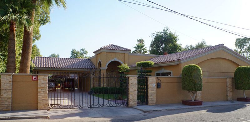 Preciosa y amplia Residencia en Campestre