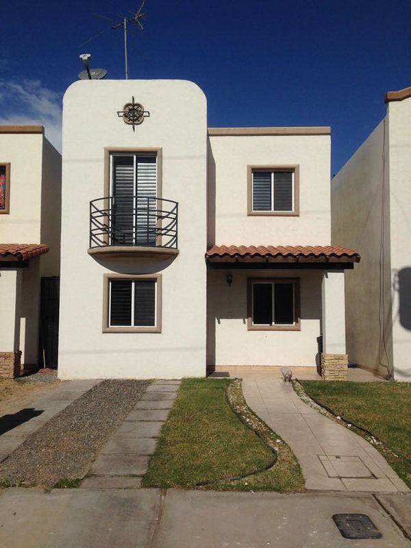 Súper oportunidad casa céntrica en Fracc. San Adrián