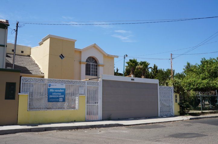 Amplia casa con cómoda distribución en Otay Delicias