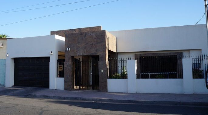 Hermosa casa con amplio terreno en Independencia Magisterial