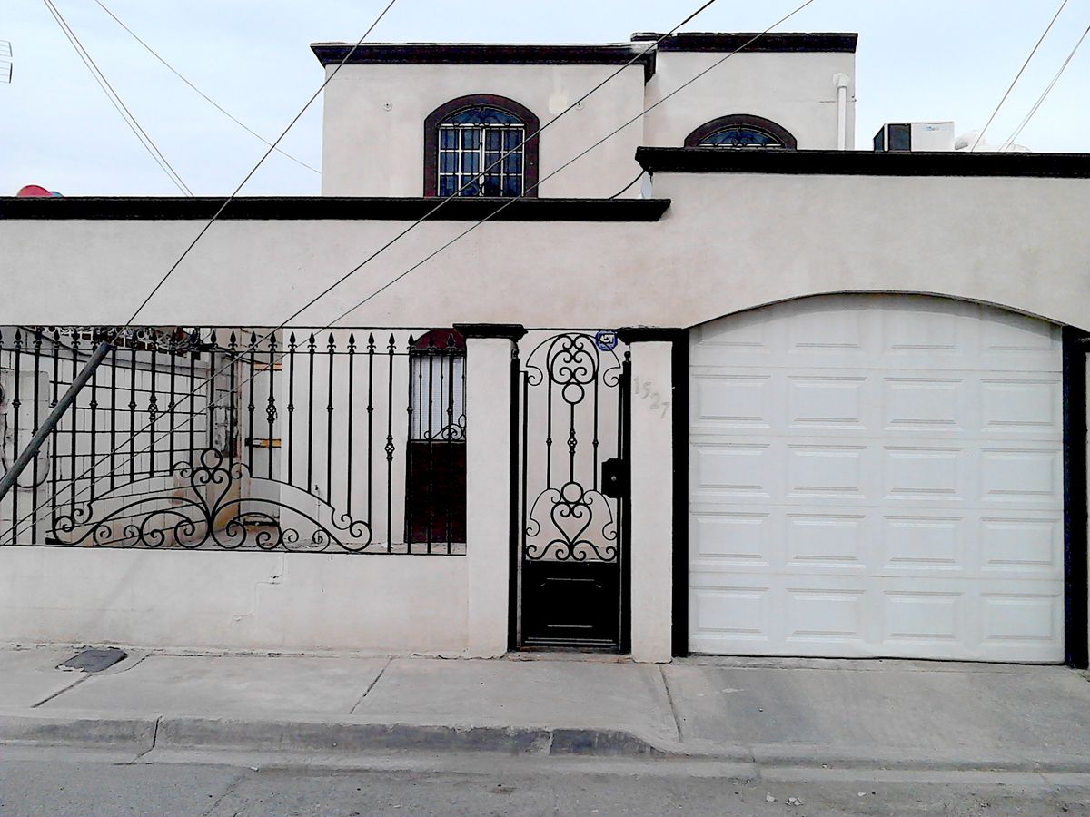 Casa en venta ubicada en Villas Cachanillas.