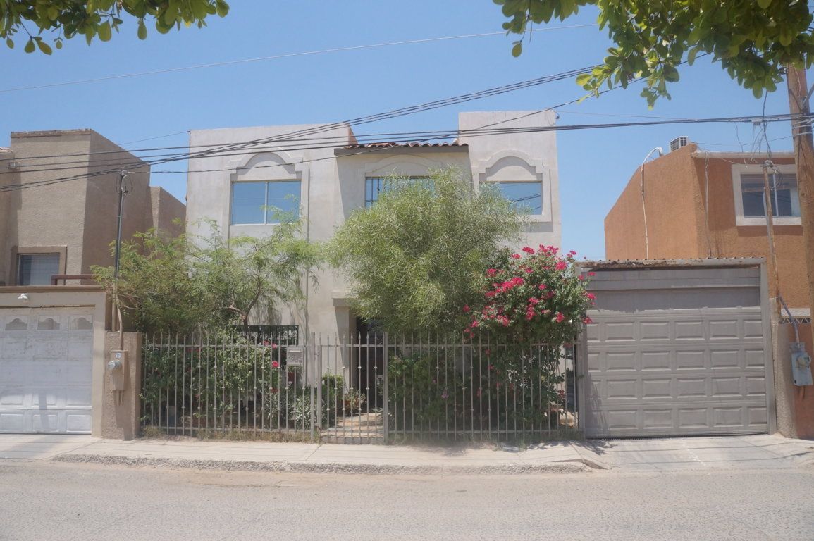 Cómoda casa en venta en Colonia La Rivera.