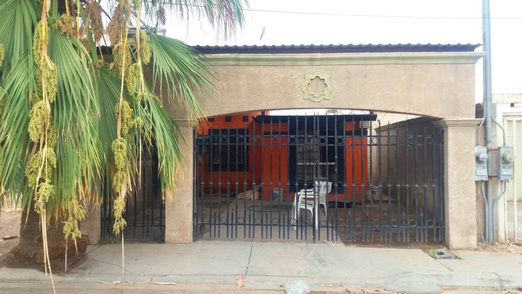 Económica casa en venta en Villa Florida