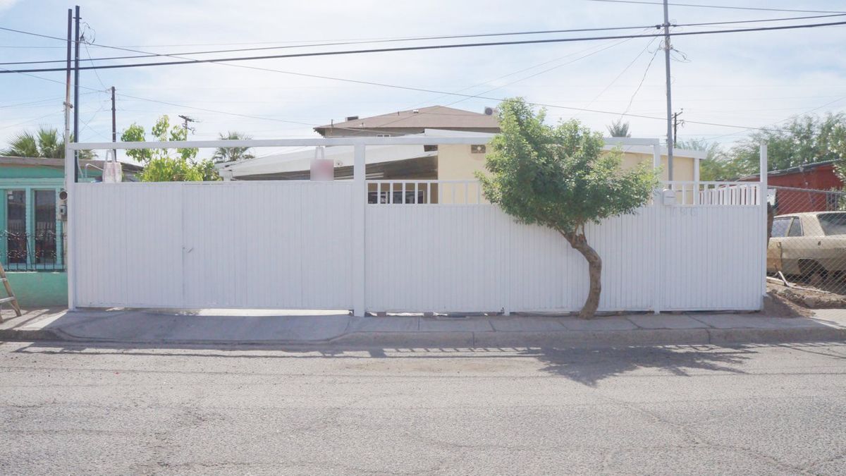 Amplia casa en venta con céntrica ubicación en Colonia Pro-hogar.