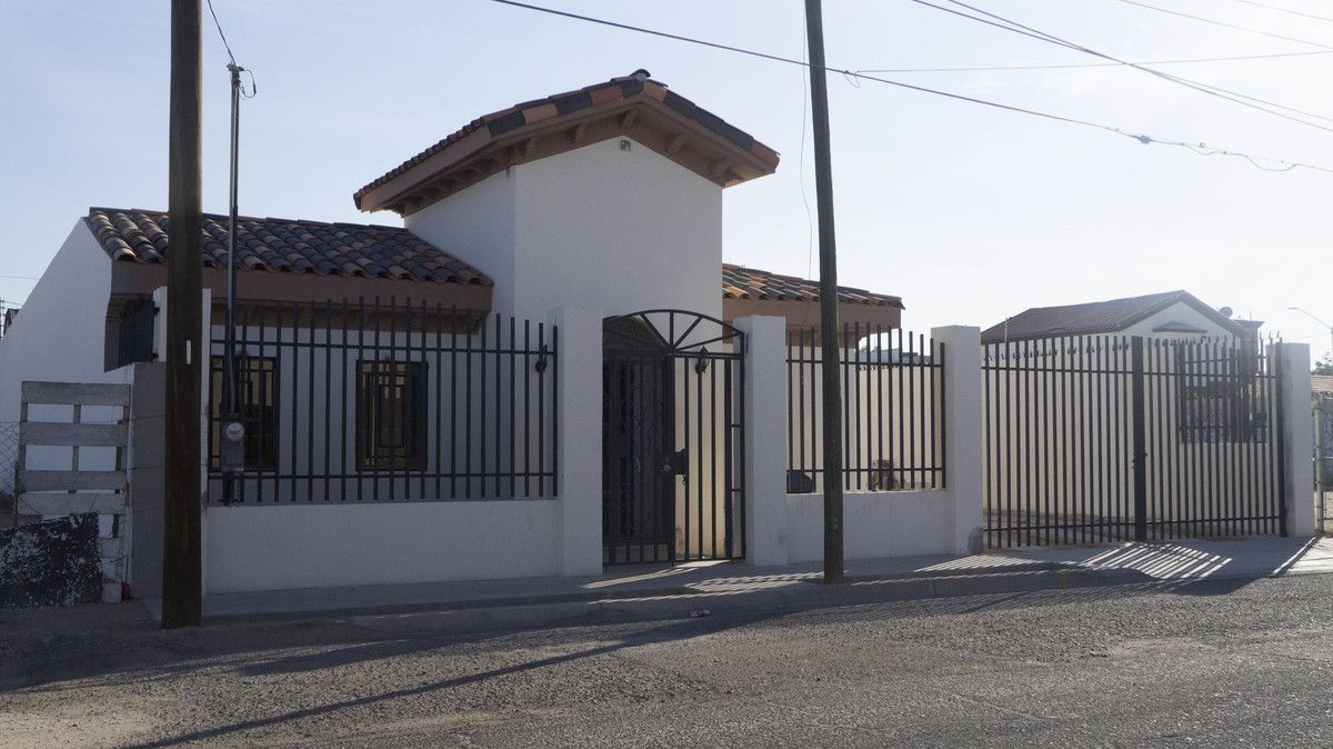 Vive en Santa Teresa, casa en venta con excelente ubicación.