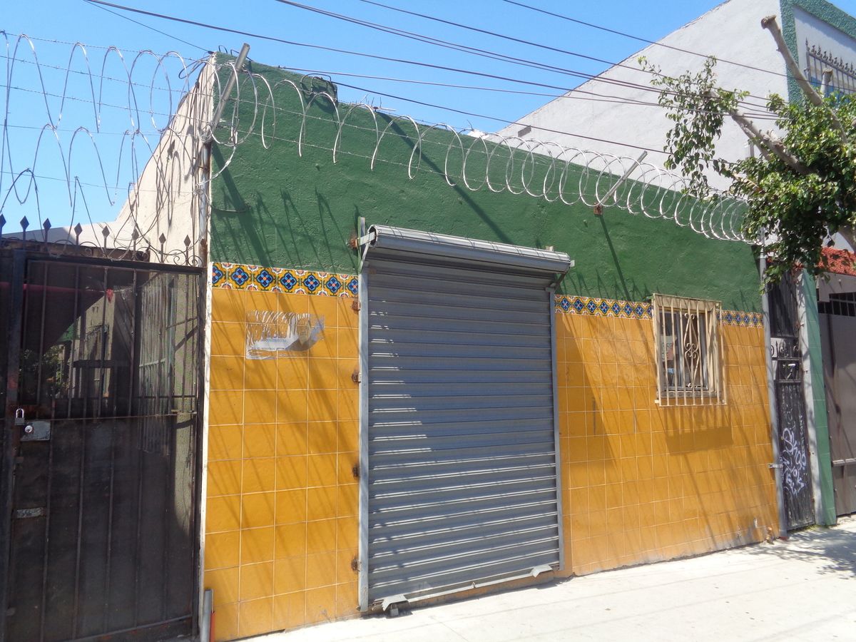 Terreno ideal para tu negocio en Ave. Negrete, Zona Centro.