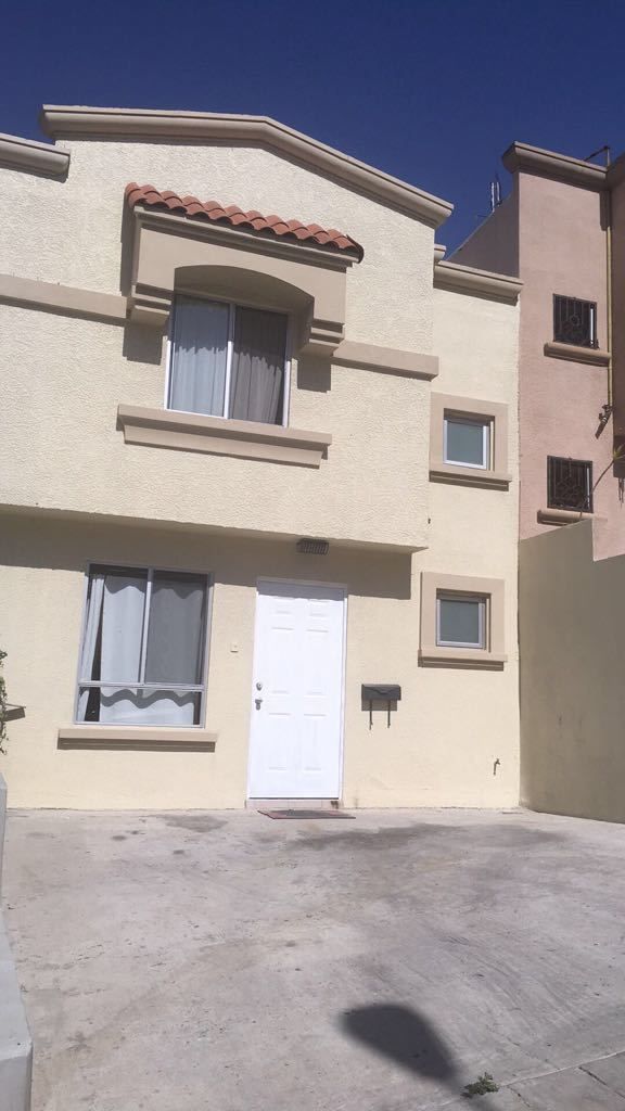 Excelente oportunidad para rentar en Colinas del Rey!