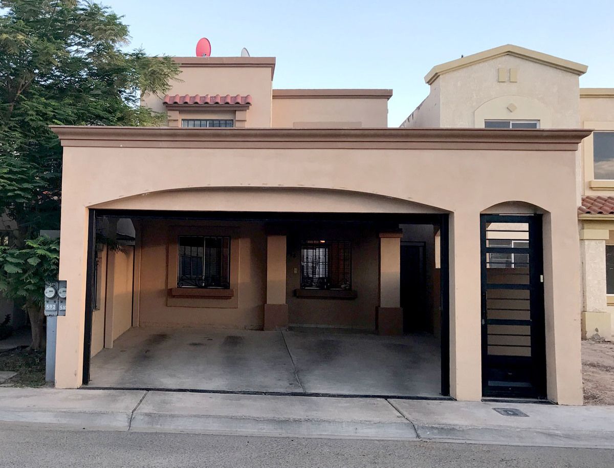 Estupenda residencia en fraccionamiento privado Toledo I