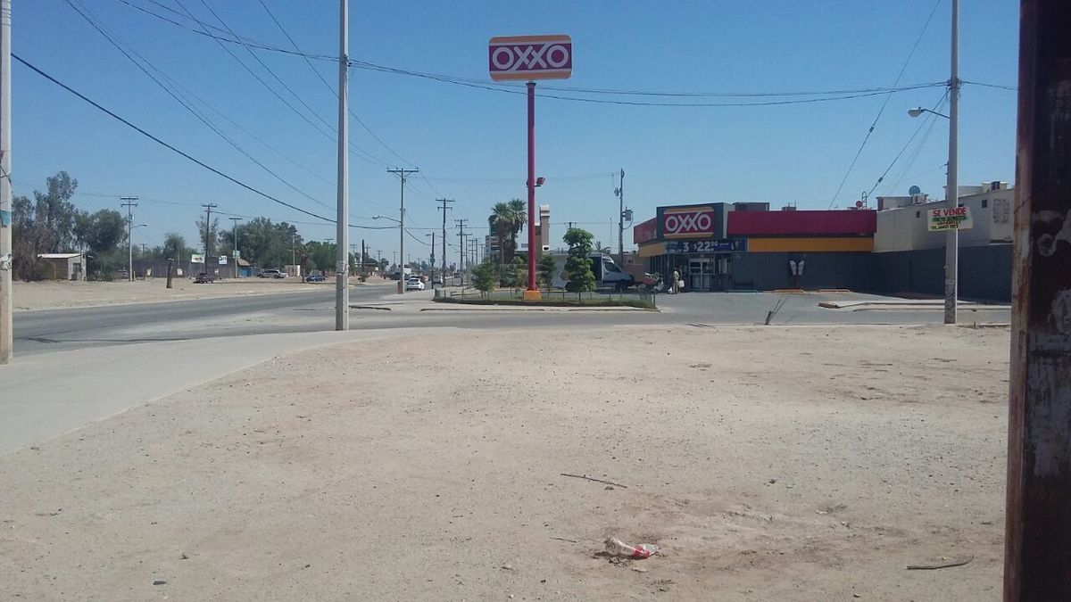 TERRENO COMERCIAL HACIENDA DE LOS PORTALES