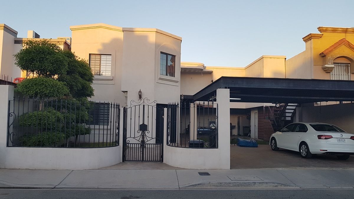 Preciosa residencia en Residencial Gran Venecia