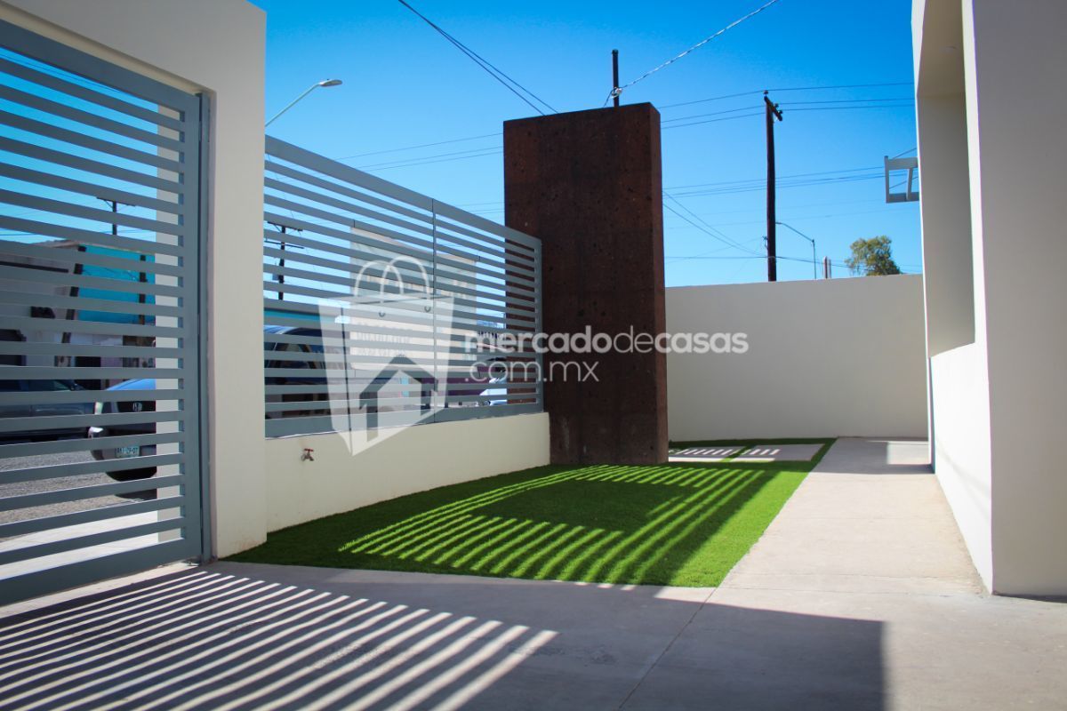 Moderna Casa de un nivel a un costado de Prohogar !