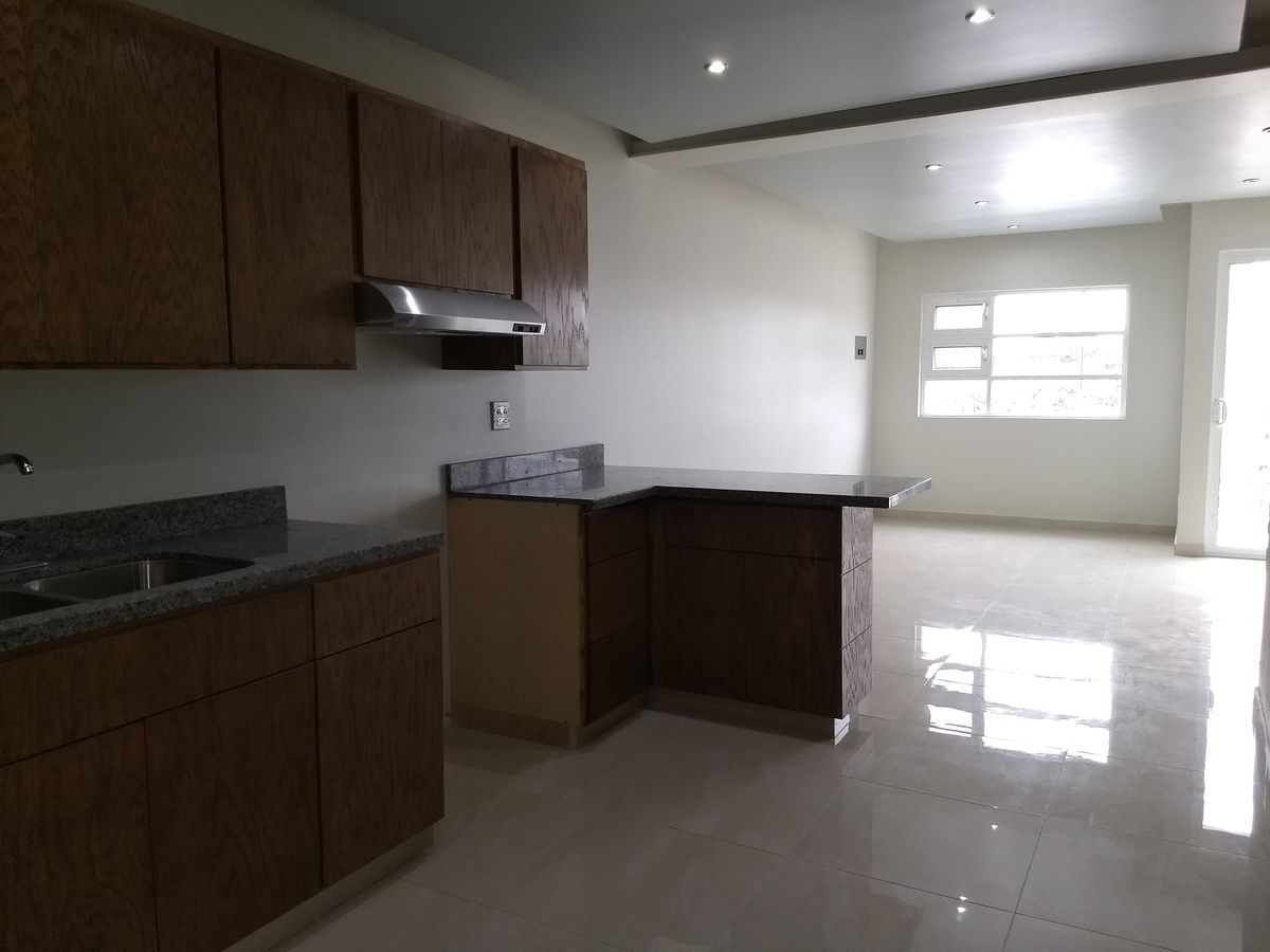NUEVOS Departamentos de Lujo en Renta a 10 minutos de Macro Plaza !