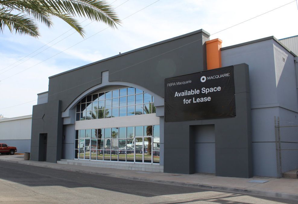 Espacio Industrial Disponible – 25,946 SF