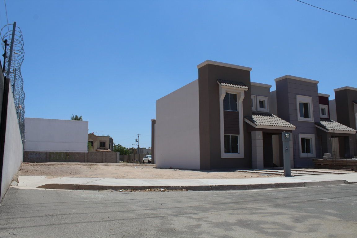 Excelente oportunidad de estrenar casa con  terr 320 m2  en Villas del Cedro
