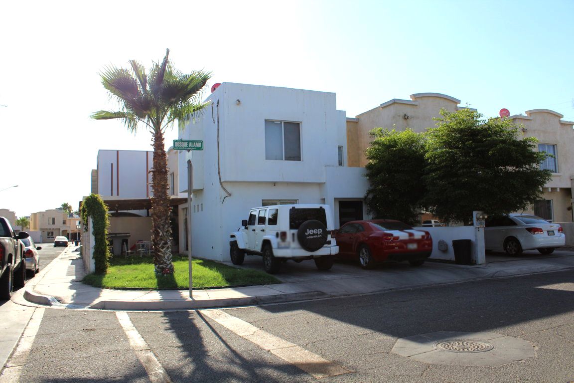 Fantástica Casa en Bosques del Sol