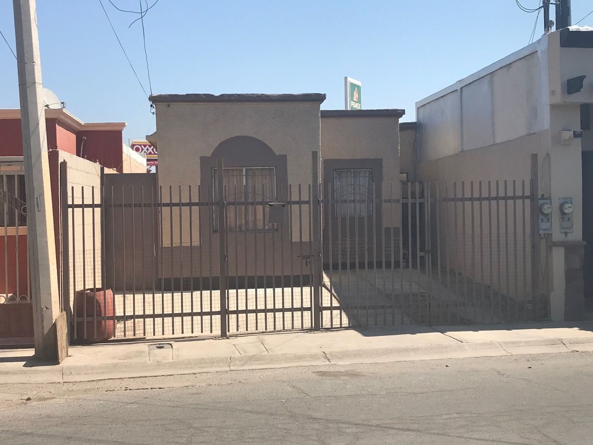 Económica casa en venta en Hacienda del Río