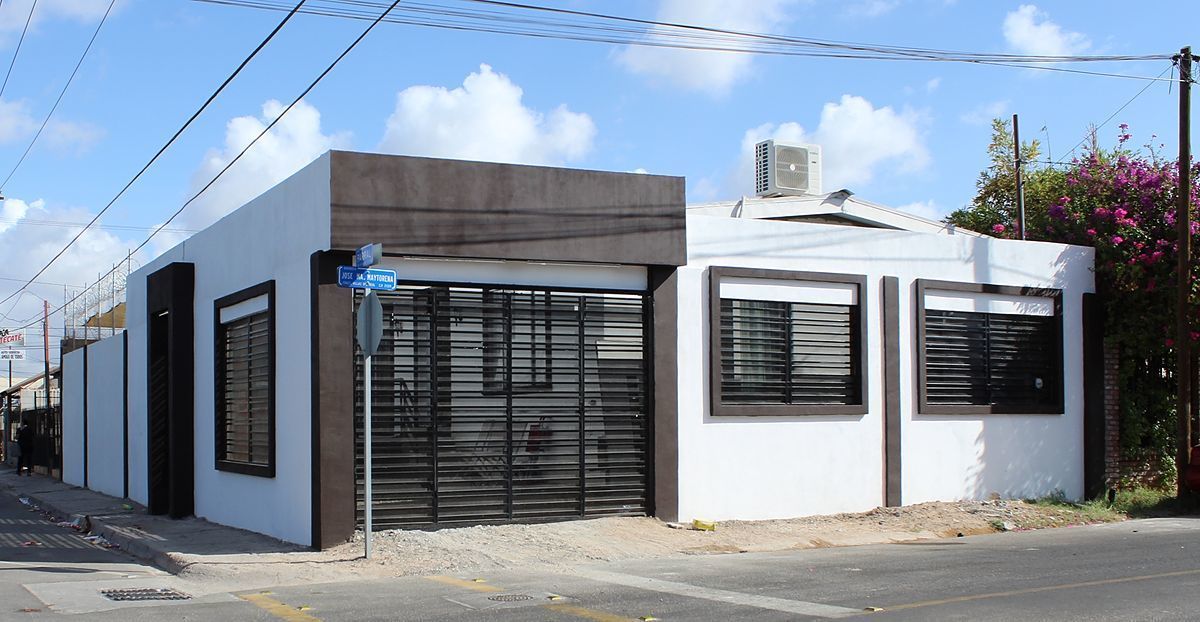 Casa movible de madera con 2 recámaras en Villa del Real
