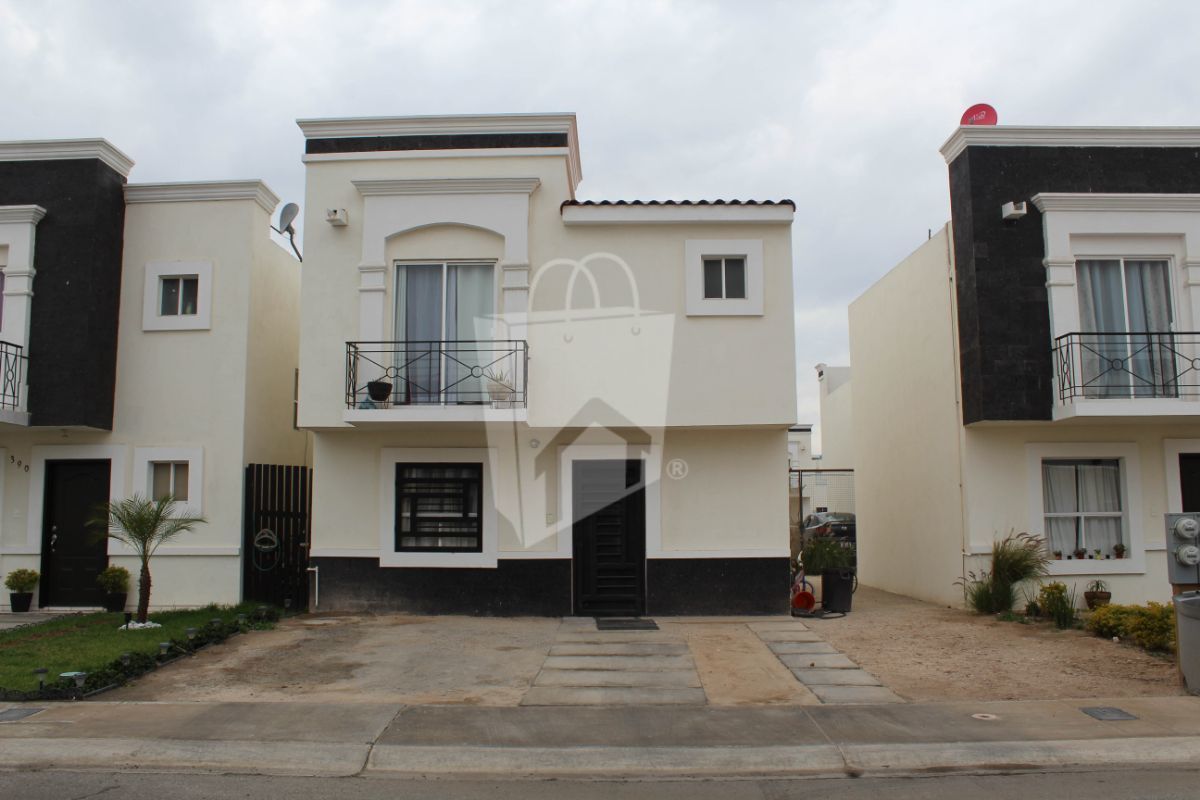 Excelente oportunidad de 2 niveles en Residencial Natura
