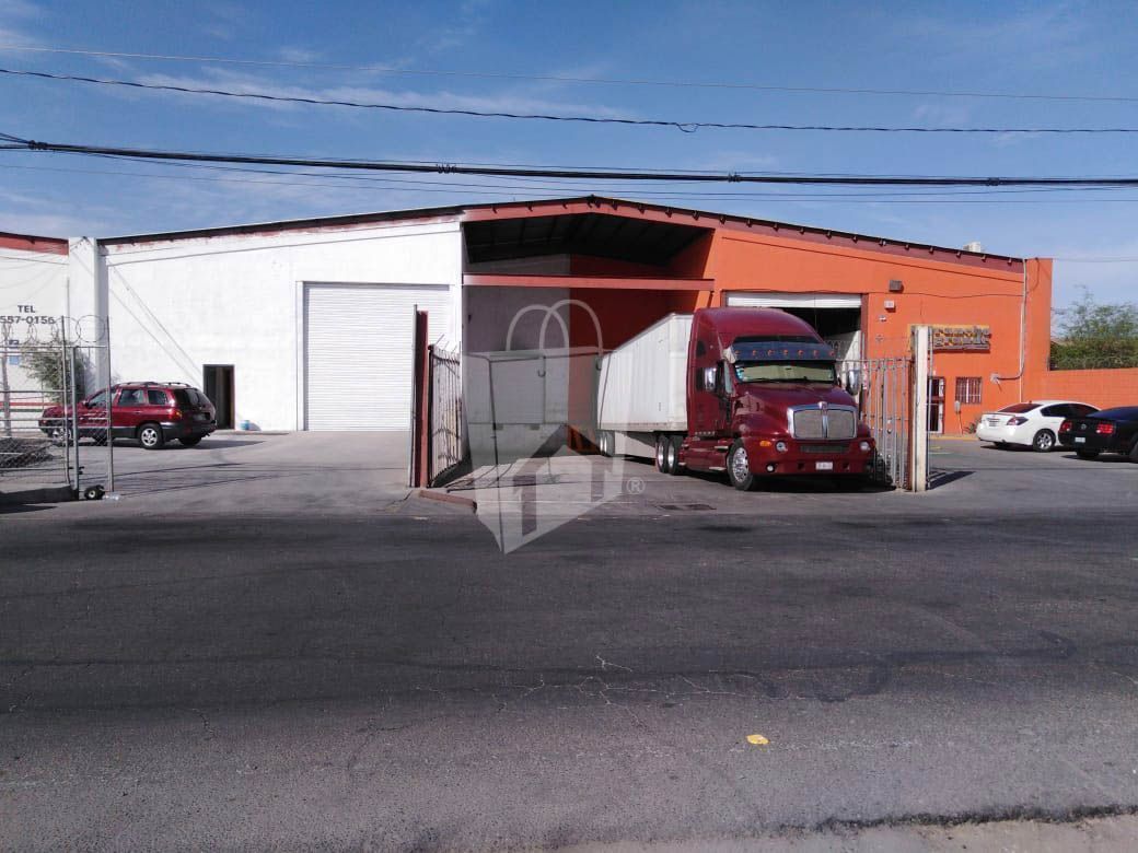 Bodega en Renta ubicada entre Blvd. López Mateos y Calz. Independencia