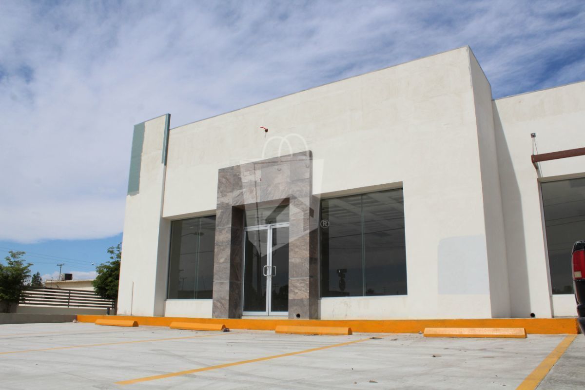 Renta local comercial ubicado cerca de Río Santa Cruz.