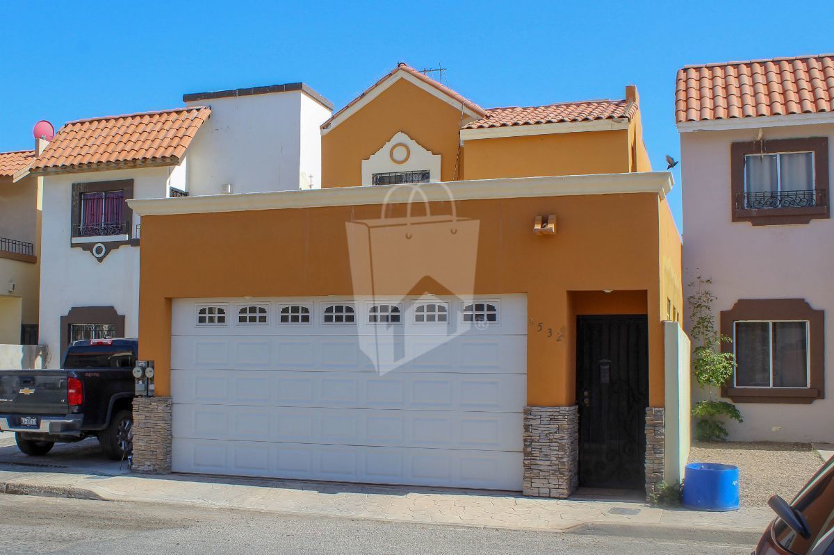 Gran opción para vivir. Casa en venta en Sevilla Residencial.