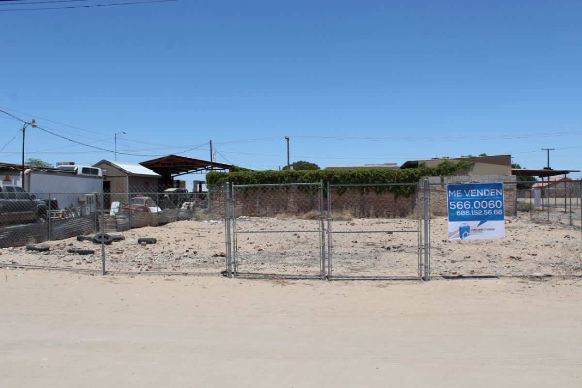 Terreno Habitacional de 474.50m² en Burócrata, S.L.R.C.