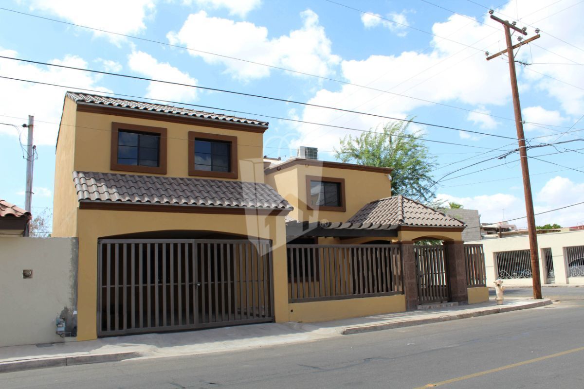 Residencia en esquina en céntrica ubicación