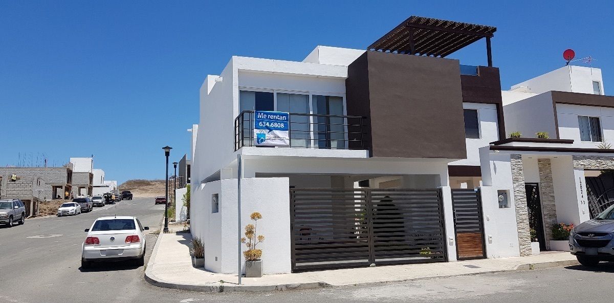 Casa en esquina en Renta en Residencial San Marino