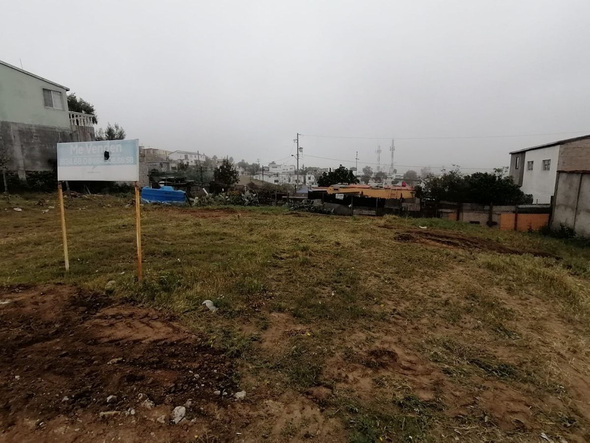 Terreno habitacional de 400m² en Colinas de Aragon, Playas de Rosarito