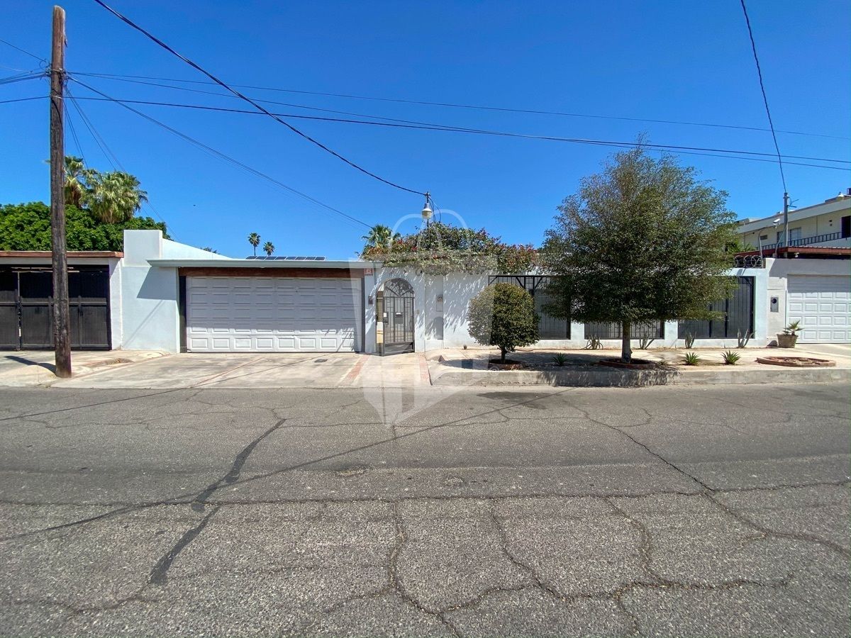 Casa en Venta de 1 nivel en Col. Nueva