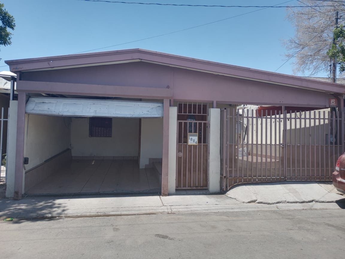 Casa en Venta de 1 nivel en Villa Verde