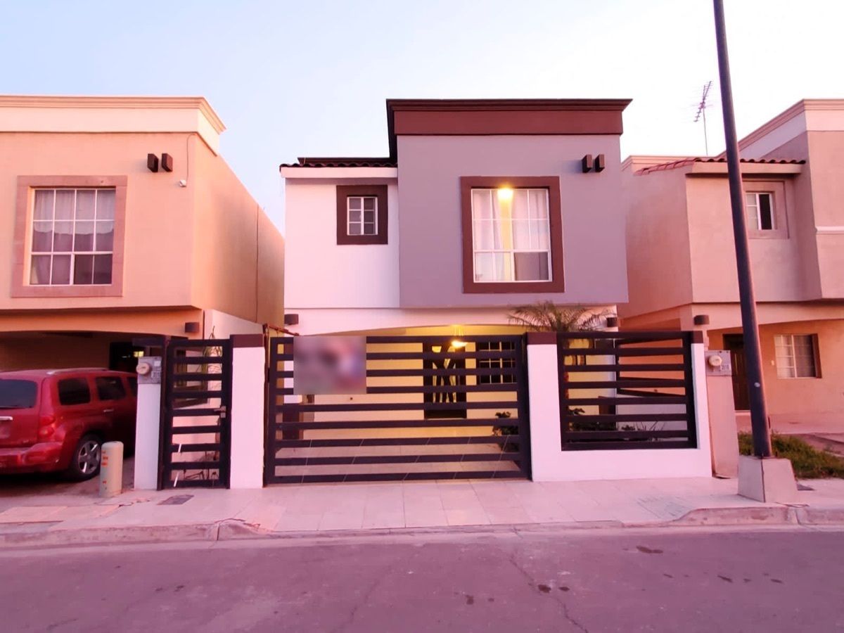¡Excelente opción en Venta! Casa en Bosque del Sol