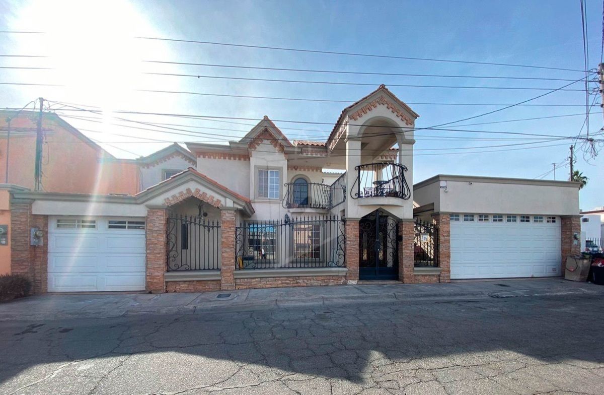 Casa en Venta en Jardines del Lago