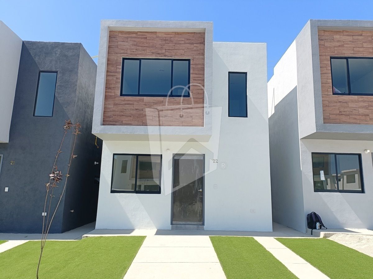 ¡La Oportunidad Frente a ti! Casa en venta en Rosarito