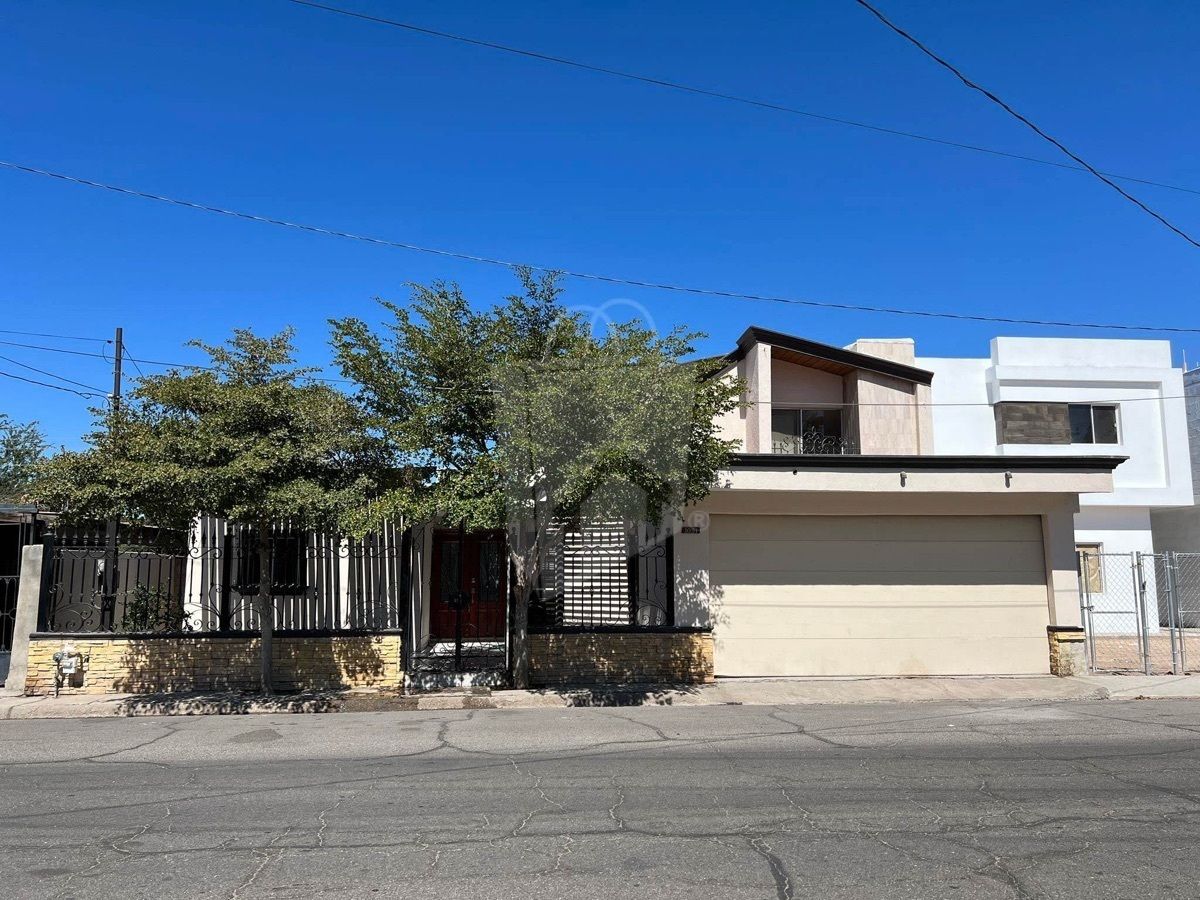 Casa en venta con amplios espacios en Prohogar