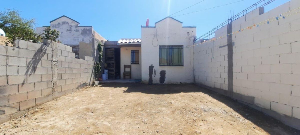 En Venta Casa de 1 nivel a 3 min de la orilla del mar en San Felipe