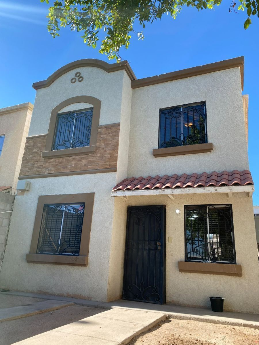 ¡ESTRENA CASA EN VILLA DEL ROBLE!