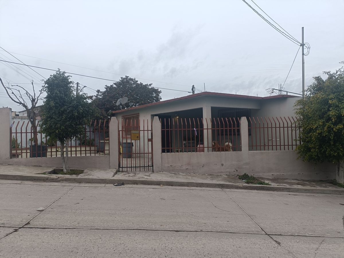 !!Casa en venta en el Reacomodo, Sánchez Taboada!!