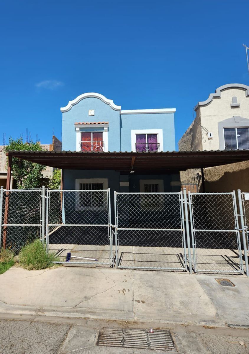 ¡La oportunidad que esperabas! Venta de Casa en Villa Residencial Venecia.
