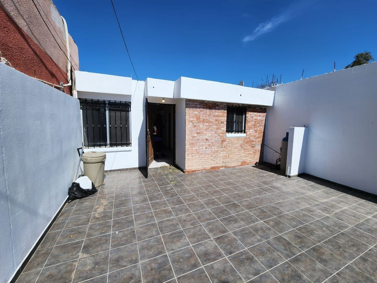 Adquiere cómoda casa en Villa Bonita