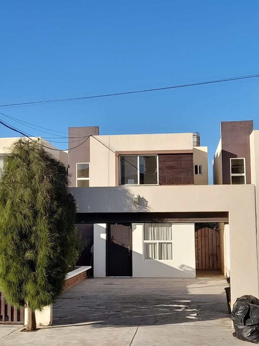Casa en Renta a 3 min de Blvd. Díaz Ordaz !