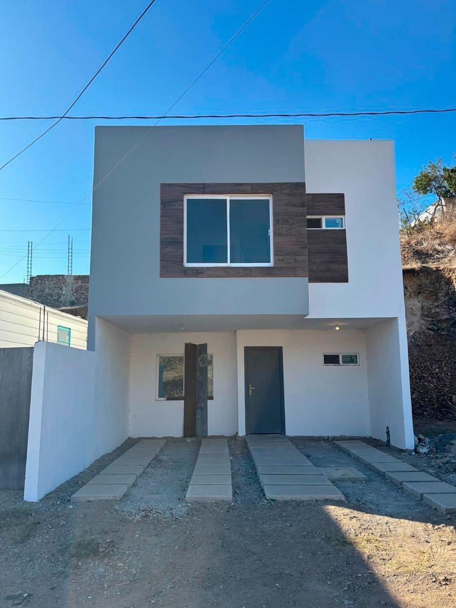 Casa a minutos del Mar en Santa Lucia, Rosarito!