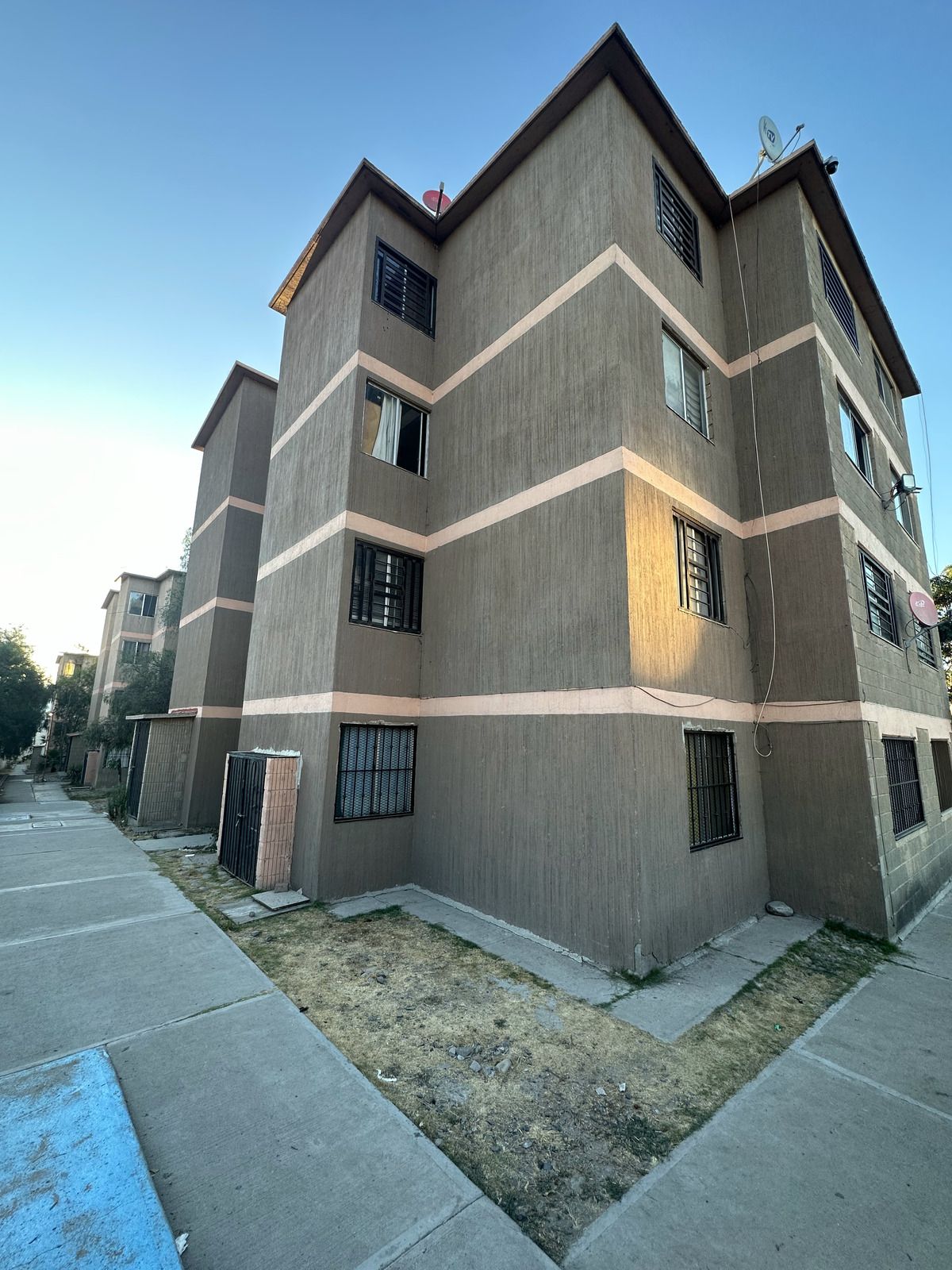 Departamento en venta en Colonia Panamericano!